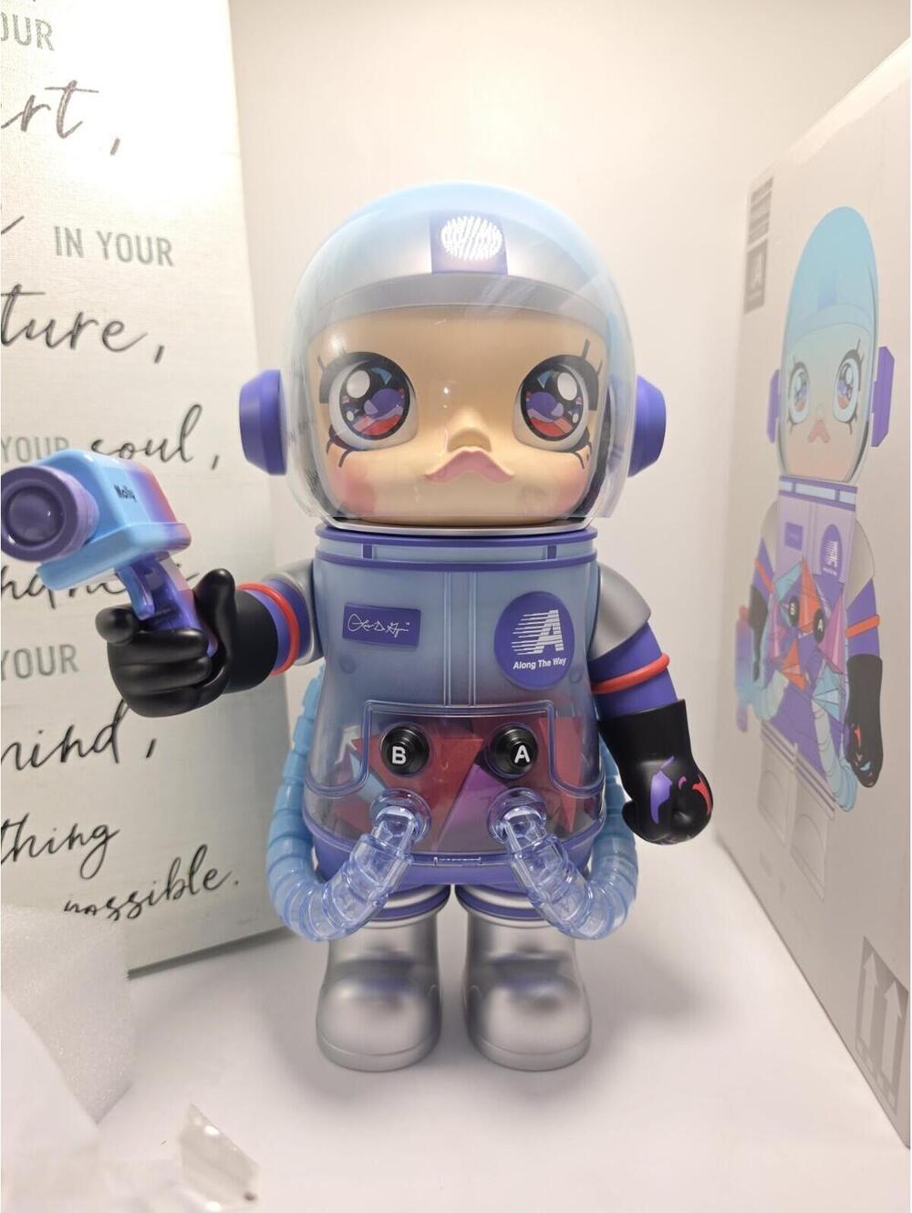 Louis De Guzman RARE Mega Space 400% Molly Unsealed Limited Edition Authentic